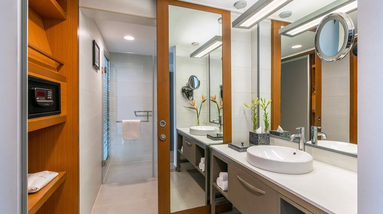 Vivanta Ahmedabad SG Highway Room
