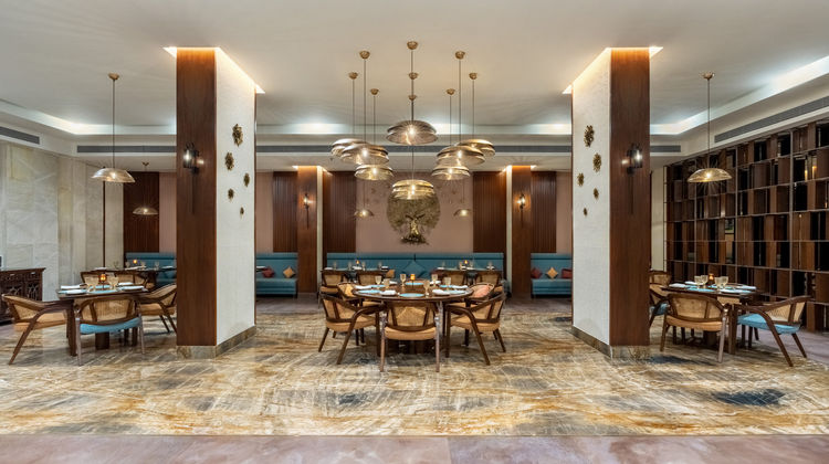 Vivanta Ahmedabad SG Highway Restaurant
