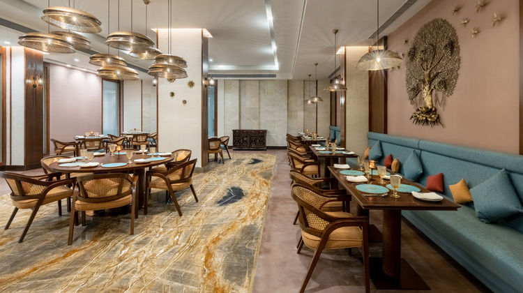 Vivanta Ahmedabad SG Highway Restaurant