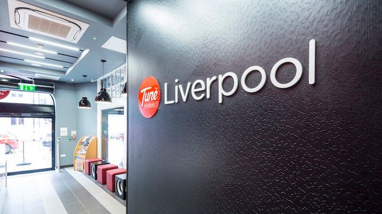 Tune Hotel Liverpool City Center Lobby
