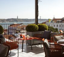 Bairro Alto Hotel Exterior