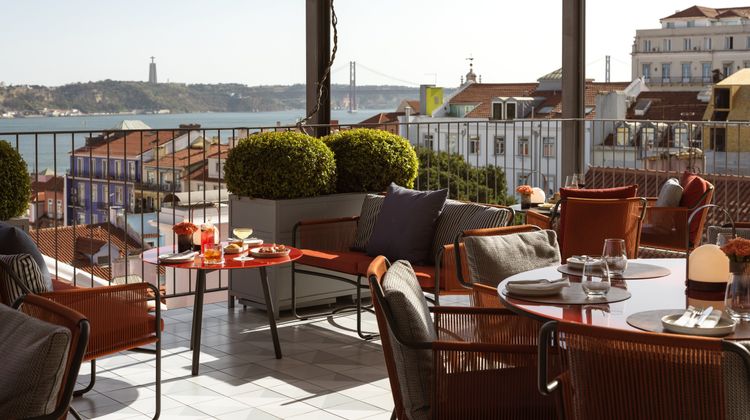 Bairro Alto Hotel Exterior