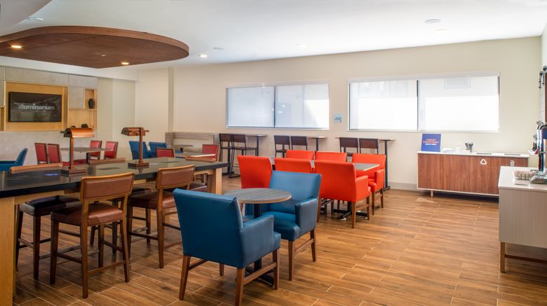 <b>Holiday Inn Express & Suites Dahlonega Restaurant</b>. Images powered by <a href="https://www.leonardoworldwide.com/" title="Leonardo Worldwide" target="_blank">Leonardo</a>.
