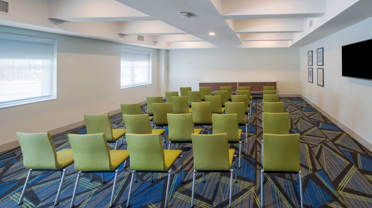 Holiday Inn Express & Suites Dahlonega Meeting