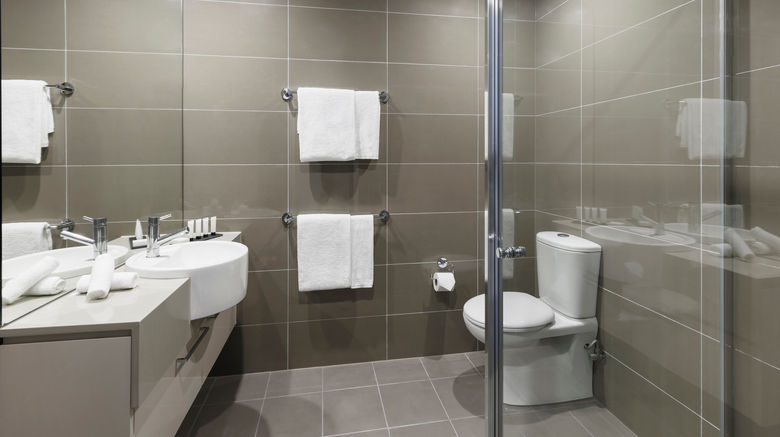 <b>Holiday Inn & Stes Sydney Bondi Junction Room</b>. Images powered by <a href="https://www.leonardoworldwide.com/" title="Leonardo Worldwide" target="_blank">Leonardo</a>.