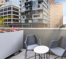 Holiday Inn & Stes Sydney Bondi Junction Room