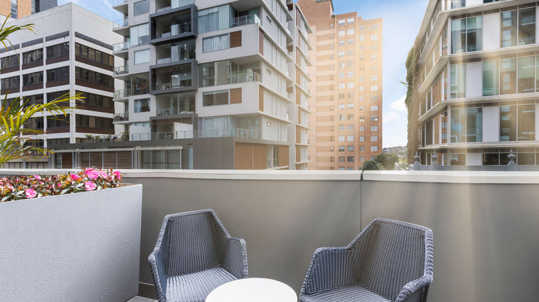 <b>Holiday Inn & Stes Sydney Bondi Junction Room</b>. Images powered by <a href="https://www.leonardoworldwide.com/" title="Leonardo Worldwide" target="_blank">Leonardo</a>.