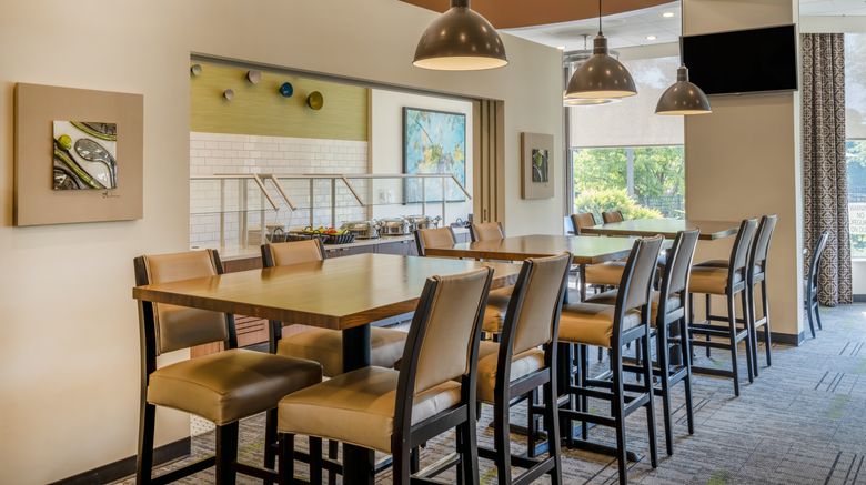 <b>Holiday Inn Greensboro Coliseum Restaurant</b>. Images powered by <a href="https://www.leonardoworldwide.com/" title="Leonardo Worldwide" target="_blank">Leonardo</a>.