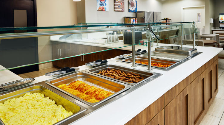 Staybridge Suites Royale Parc Restaurant