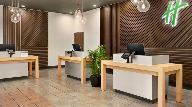 Holiday Inn Torrance Lobby