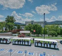 Holiday Inn & Suites Pigeon Forge Exterior