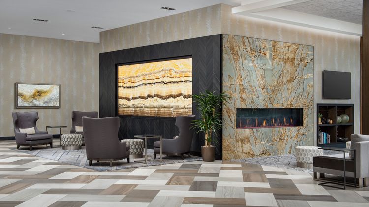 Silver Cloud Hotel Tacoma Point Ruston Lobby