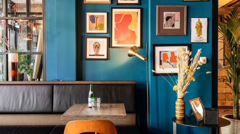 <b>Hotel van de Vijsel Lobby</b>. Images powered by <a href="https://leonardo.com/" title="Leonardo Worldwide" target="_blank">Leonardo</a>.
