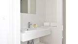 <b>Casa Melo Alvim Room</b>. Images powered by <a href="https://www.leonardoworldwide.com/" title="Leonardo Worldwide" target="_blank">Leonardo</a>.