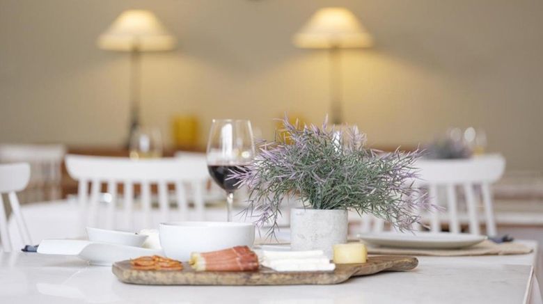 <b>Albergaria do Calvario Restaurant</b>. Images powered by <a href="https://www.leonardoworldwide.com/" title="Leonardo Worldwide" target="_blank">Leonardo</a>.