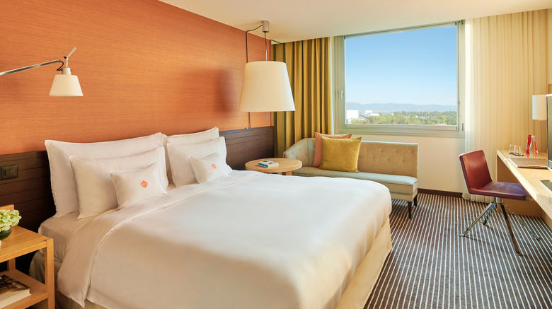 <b>InterContinental Geneve Room</b>. Images powered by <a href="https://www.leonardoworldwide.com/" title="Leonardo Worldwide" target="_blank">Leonardo</a>.