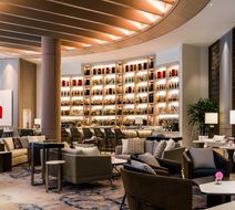 Langham, Gold Coast & Jewel Residences Lobby