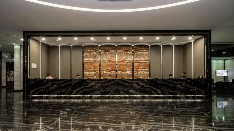 <b>Hotel Boss Lobby</b>. Images powered by <a href="https://www.leonardoworldwide.com/" title="Leonardo Worldwide" target="_blank">Leonardo</a>.