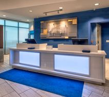 Holiday Inn Express & Suites VA Beach Lobby