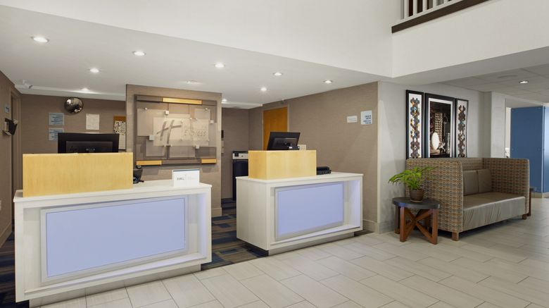 <b>Holiday Inn Express Lobby</b>. Images powered by <a href="https://www.leonardoworldwide.com/" title="Leonardo Worldwide" target="_blank">Leonardo</a>.