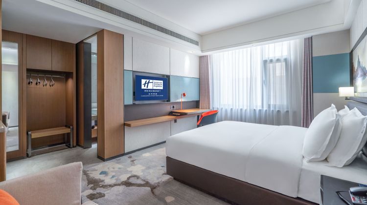 Holiday Inn Exp Cangzhou High Tech Zone Room
