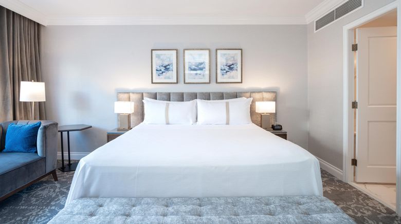<b>The Sutton Place Hotel Vancouver Suite</b>. Images powered by <a href="https://www.leonardoworldwide.com/" title="Leonardo Worldwide" target="_blank">Leonardo</a>.