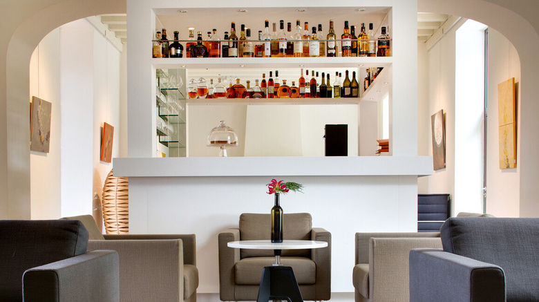 <b>Hotel Saint James Bouliac Lobby</b>. Images powered by <a href="https://www.leonardoworldwide.com/" title="Leonardo Worldwide" target="_blank">Leonardo</a>.