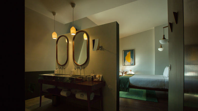 <b>The Vintage Hotel & Spa Lisbon Suite</b>. Images powered by <a href="https://www.leonardoworldwide.com/" title="Leonardo Worldwide" target="_blank">Leonardo</a>.