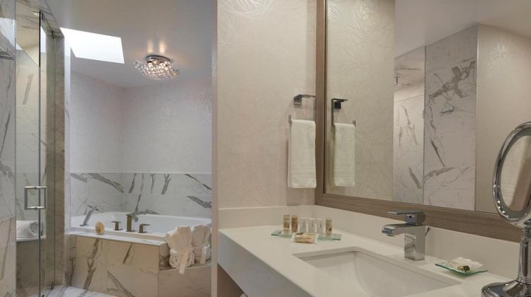 White Oaks Conference Resort and Spa Room