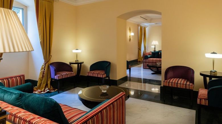 <b>Des Etrangers Grand Hotel Lobby</b>. Images powered by <a href="https://www.leonardoworldwide.com/" title="Leonardo Worldwide" target="_blank">Leonardo</a>.