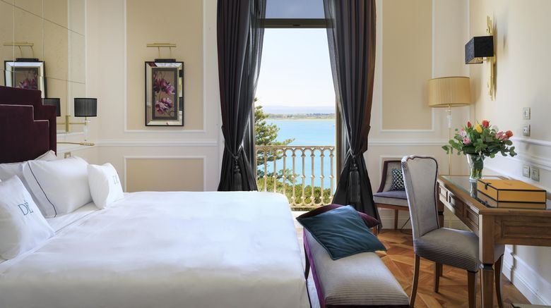 <b>Des Etrangers Grand Hotel Room</b>. Images powered by <a href="https://www.leonardoworldwide.com/" title="Leonardo Worldwide" target="_blank">Leonardo</a>.