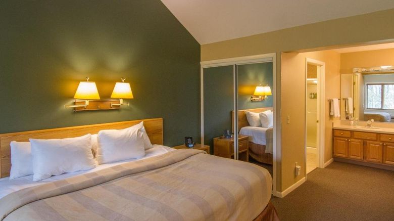 <b>Crystal Mountain Room</b>. Images powered by <a href="https://www.leonardoworldwide.com/" title="Leonardo Worldwide" target="_blank">Leonardo</a>.