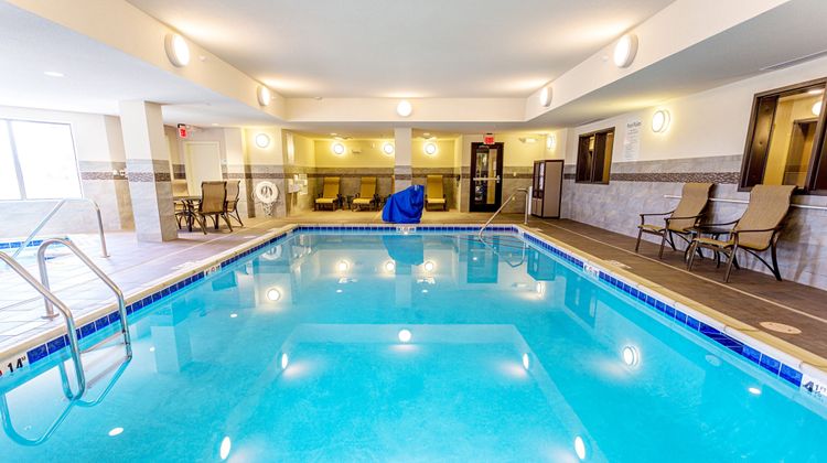 Holiday Inn Express & Suites Billings Pool