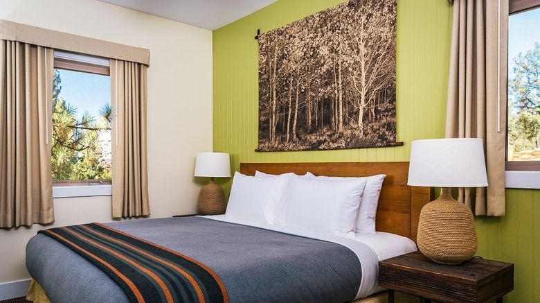 <b>Rush Creek Lodge at Yosemite Room</b>. Images powered by <a href="https://www.leonardoworldwide.com/" title="Leonardo Worldwide" target="_blank">Leonardo</a>.