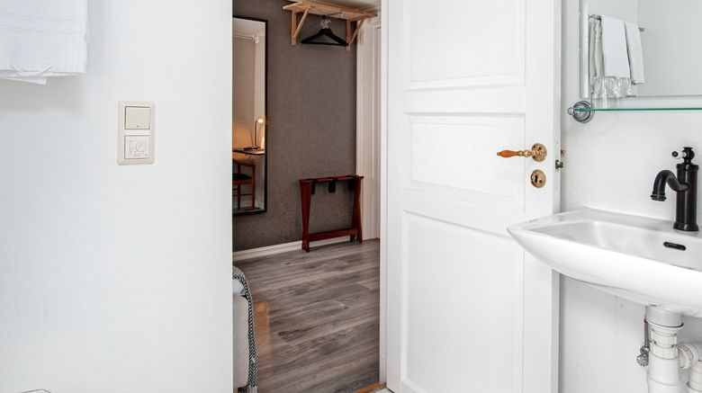 <b>Kjobandsgaarden Hotel Room</b>. Images powered by <a href="https://www.leonardoworldwide.com/" title="Leonardo Worldwide" target="_blank">Leonardo</a>.
