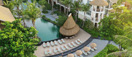Holiday Inn Resort Samui Bophut Beach Exterior
