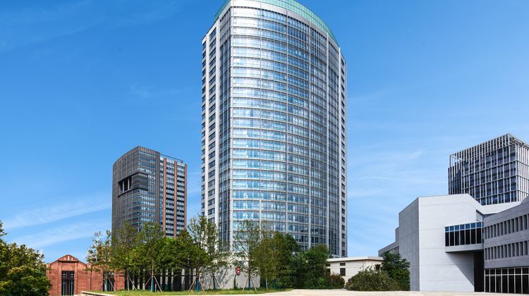 HUALUXE Changfeng Park Exterior