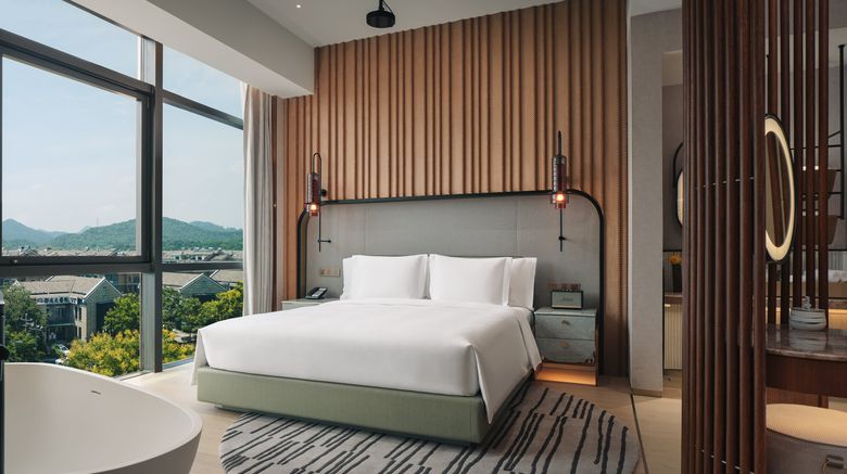 <b>Hotel Indigo Uptown Suite</b>. Images powered by <a href="https://www.leonardoworldwide.com/" title="Leonardo Worldwide" target="_blank">Leonardo</a>.