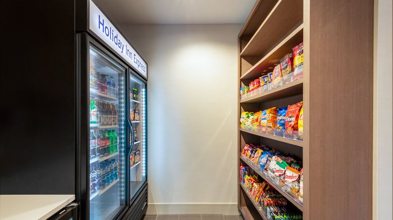 <b>Holiday Inn Express at Williamsburg Sq Lobby</b>. Images powered by <a href="https://www.leonardoworldwide.com/" title="Leonardo Worldwide" target="_blank">Leonardo</a>.