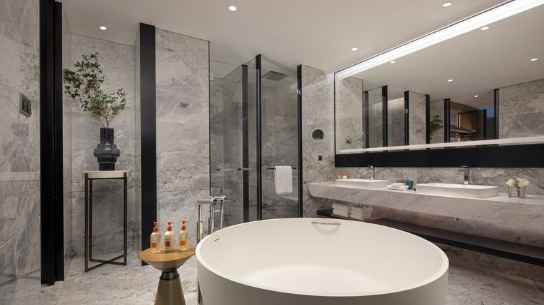 <b>Crowne Plaza Chaozhou Riverside Room</b>. Images powered by <a href="https://www.leonardoworldwide.com/" title="Leonardo Worldwide" target="_blank">Leonardo</a>.