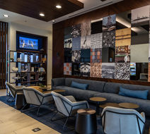 Holiday Inn Express/Stes Ensenada Centro Lobby