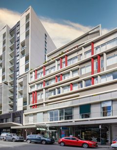 Holiday Inn & Stes Sydney Bondi Junction