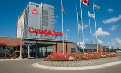 Canad Inns Grand Forks