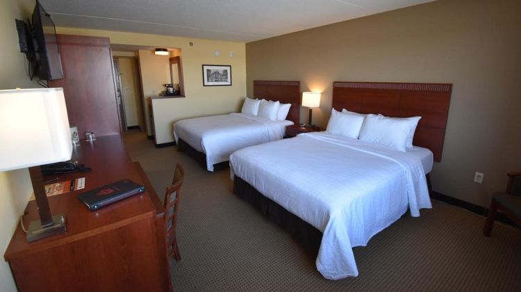 Canad Inns Grand Forks Room