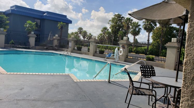 Red Roof Inn Port Allen West LSU Stadium Recreation