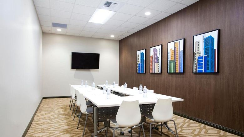 <b>Redac Gateway Hotel in Torrance Meeting</b>. Images powered by <a href="https://www.leonardoworldwide.com/" title="Leonardo Worldwide" target="_blank">Leonardo</a>.