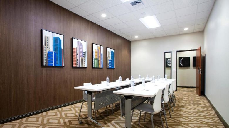 <b>Redac Gateway Hotel in Torrance Meeting</b>. Images powered by <a href="https://www.leonardoworldwide.com/" title="Leonardo Worldwide" target="_blank">Leonardo</a>.