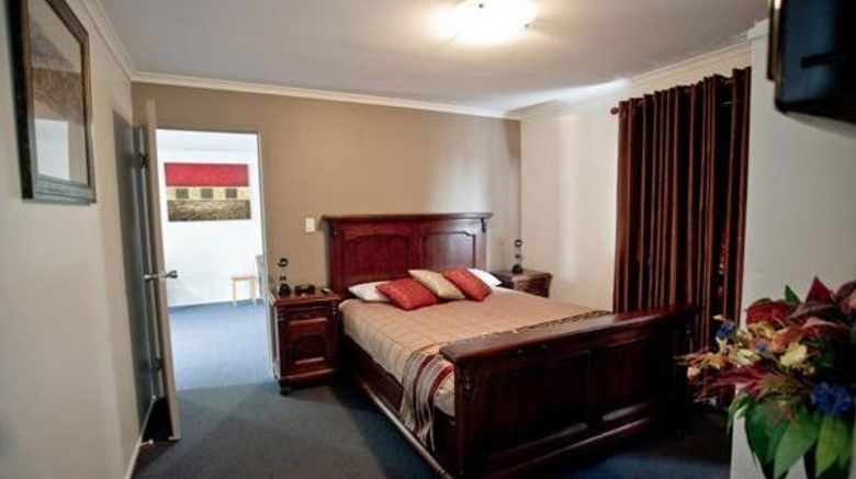 <b>Centre Point Motor Inn Room</b>. Images powered by <a href="https://www.leonardoworldwide.com/" title="Leonardo Worldwide" target="_blank">Leonardo</a>.
