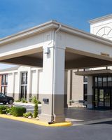 Holiday Inn Express Marshfield