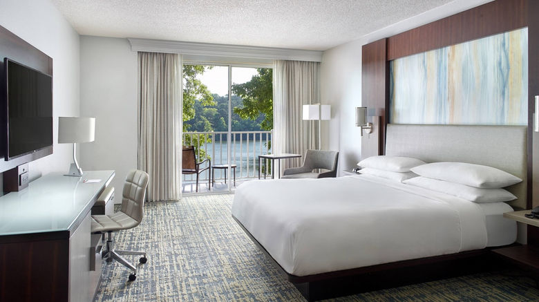 <b>Atlanta Evergreen Lakeside Resort Room</b>. Images powered by <a href="https://www.leonardoworldwide.com/" title="Leonardo Worldwide" target="_blank">Leonardo</a>.